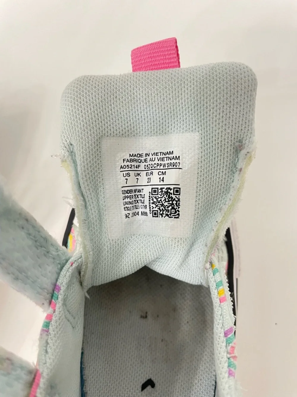 Converse All Star Toddler Whimsical Rainbow Canvas Sneakers, toddler size 7